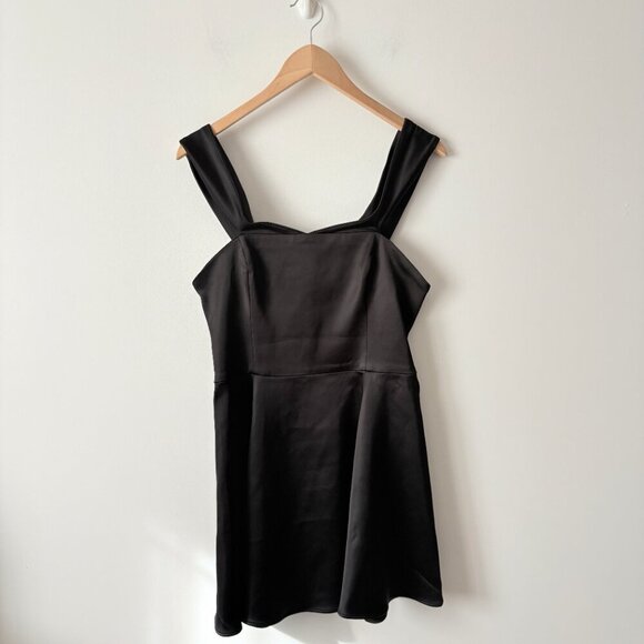 Aritzia Ten by Babaton Aphrodite Satin Dress Off Shoulder Black Size 8 - Picture 7 of 10